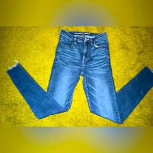 Ultra Hi-Rise Skinny Crop Jeans